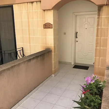 Dom wakacyjny Swieqi Semi Detached Maisonette
