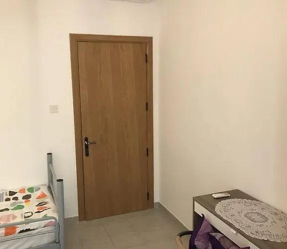 Dom wakacyjny Swieqi Semi Detached Maisonette *