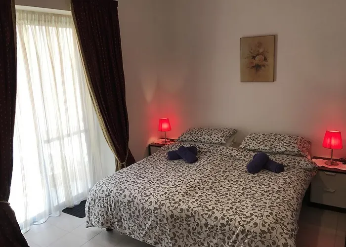 Swieqi Semi Detached Maisonette Dom wakacyjny