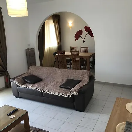 Swieqi Semi Detached Maisonette Holiday home *