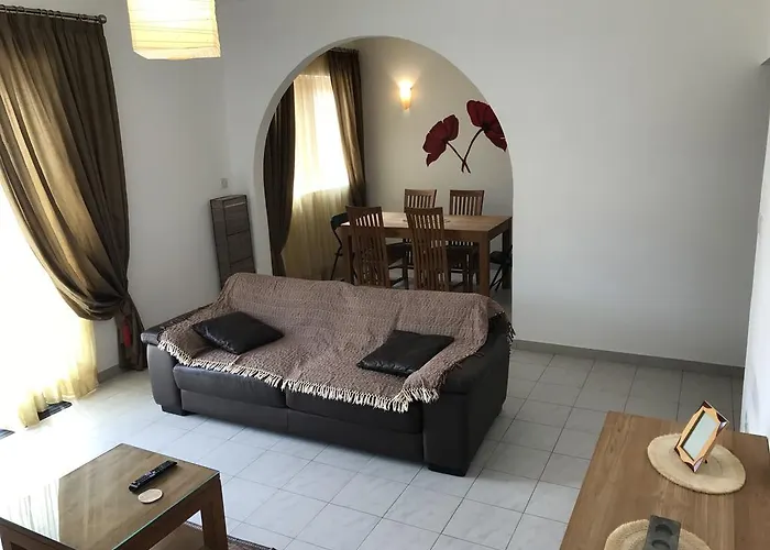 Swieqi Semi Detached Maisonette Casa vacanze *