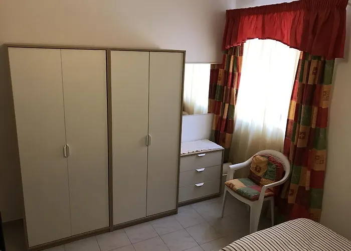 Swieqi Semi Detached Maisonette Casa vacanze San Giuliano